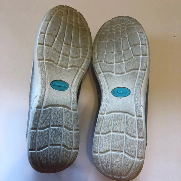 Women slippers size 6.5 - Picture 3 of 5